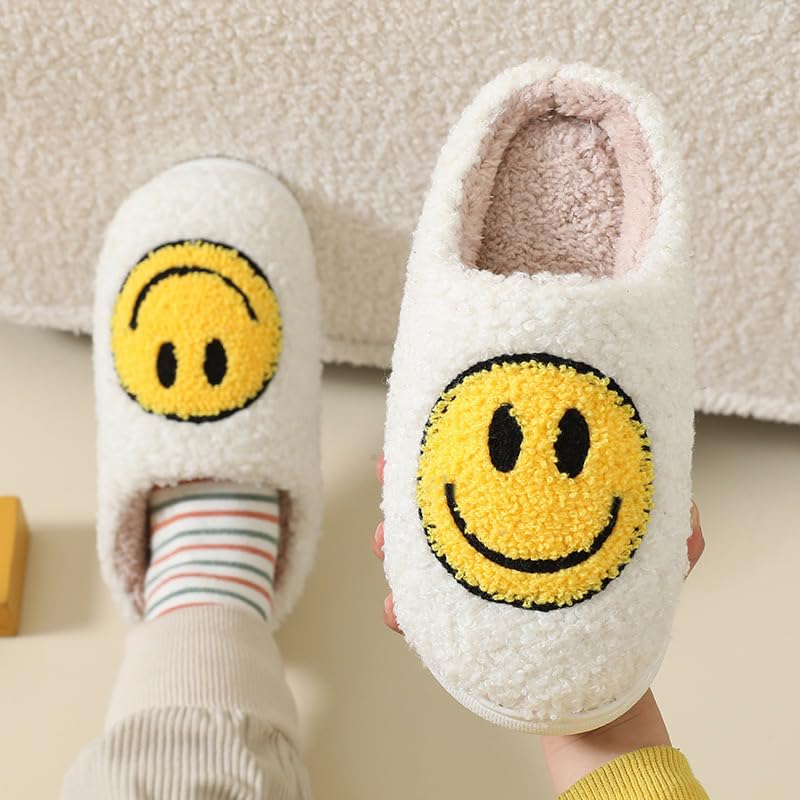 FUUPNN Smile Face Slippers for Girls Boys,Retro Cute Soft Plush Indoor Outdoor Shoes Fuzzy House Lightweight Slippers with Memory Foam Warmth Happy face Slippers Non Slip Smile Slippers for Winter