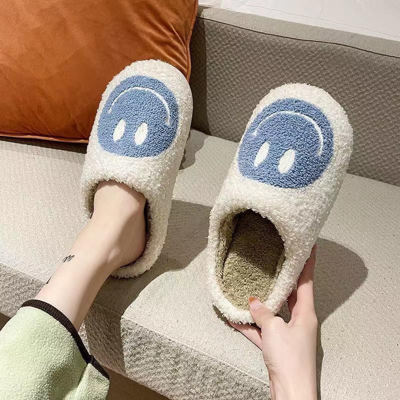 FUUPNN Smile Face Slippers for Girls Boys,Retro Cute Soft Plush Indoor Outdoor Shoes Fuzzy House Lightweight Slippers with Memory Foam Warmth Happy face Slippers Non Slip Smile Slippers for Winter